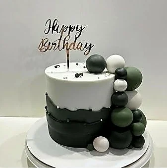 Torta superheroes Batman con logo y color negro amarillo