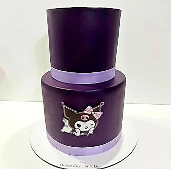 Torta infantil con tematica anime y personajes japoneses para fans de manga y anime